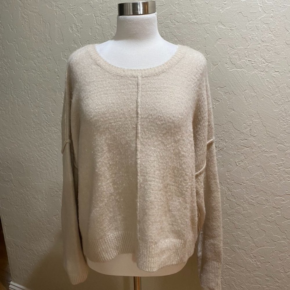 Anthropologie cream boxy cropped sweater L